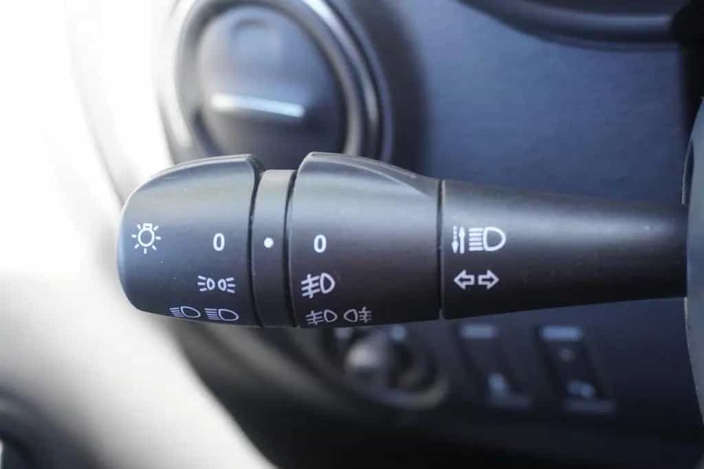 Dacia Dokker 1.6 SCe Stepway Navi Tempomat Sitzheizung 08/2019-photo-16