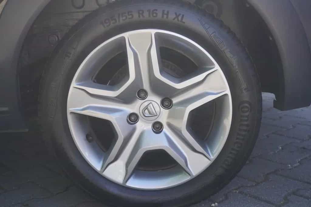 Dacia Dokker 1.6 SCe Stepway Navi Tempomat Sitzheizung 08/2019-photo-25
