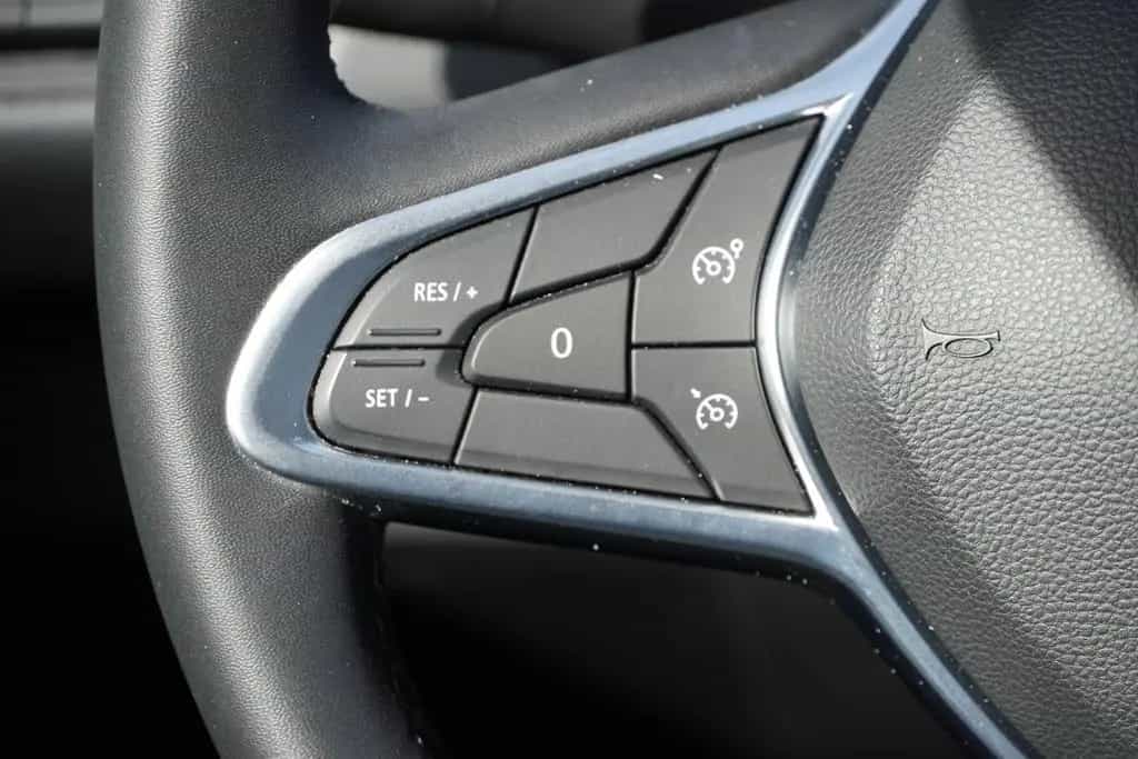 Renault Clio 1.3 TCE Intens LED Tempomat 360° DAB Kamera 10/2021-photo-22