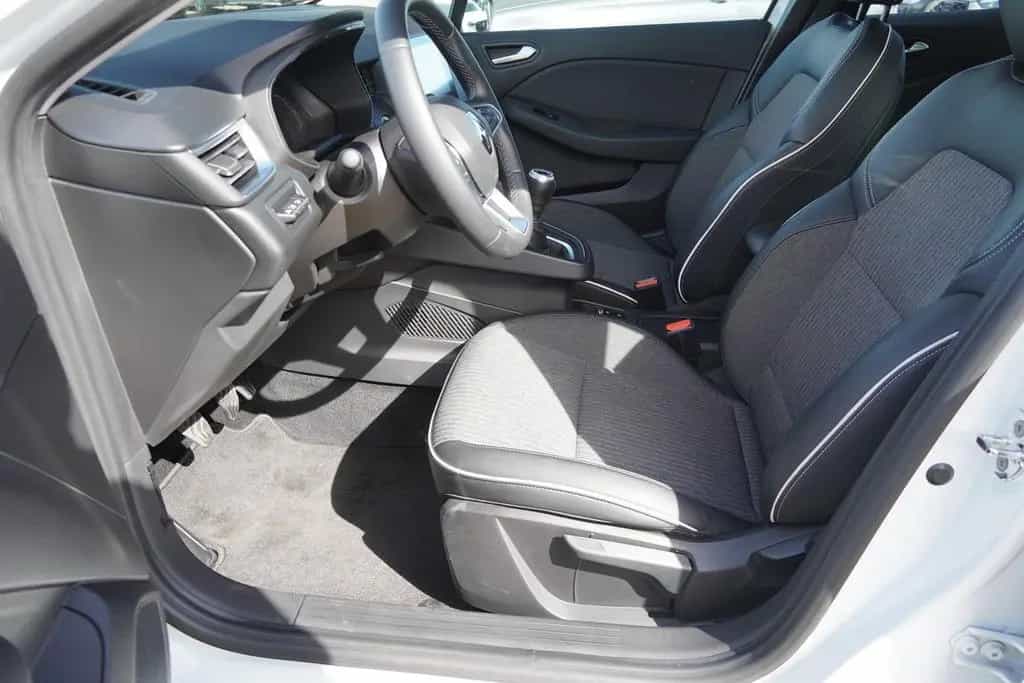Renault Clio 1.3 TCE Intens LED Tempomat 360° DAB Kamera 10/2021-photo-29