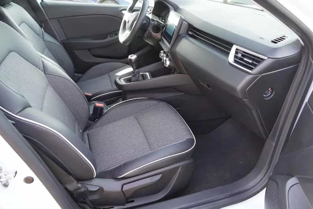 Renault Clio 1.3 TCE Intens LED Tempomat 360° DAB Kamera 10/2021-photo-30