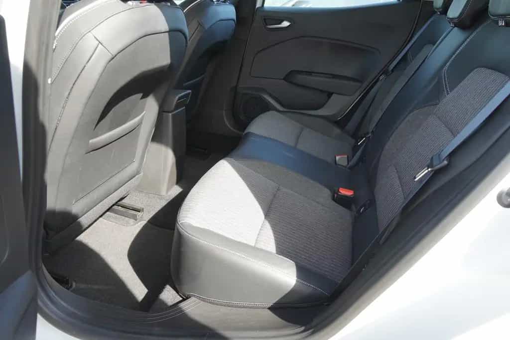 Renault Clio 1.3 TCE Intens LED Tempomat 360° DAB Kamera 10/2021-photo-31