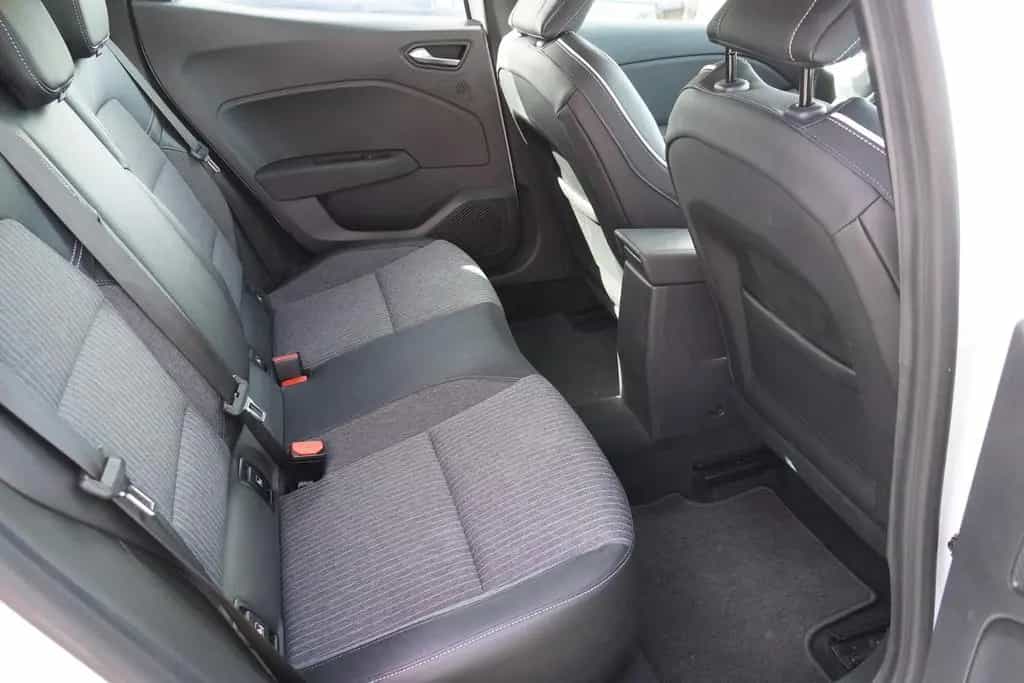Renault Clio 1.3 TCE Intens LED Tempomat 360° DAB Kamera 10/2021-photo-32
