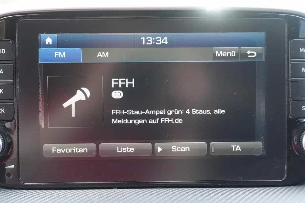 Hyundai TUCSON 1.6 2WD Navi Kamera PDC Klima Bluetooth 05/2019-photo-11