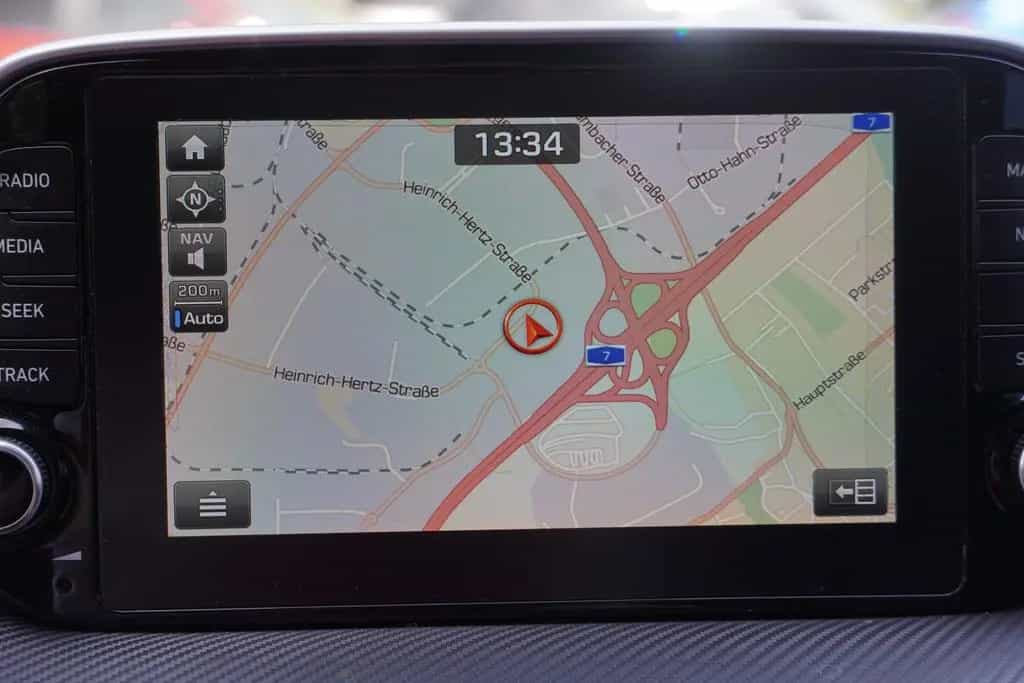 Hyundai TUCSON 1.6 2WD Navi Kamera PDC Klima Bluetooth 05/2019-photo-12