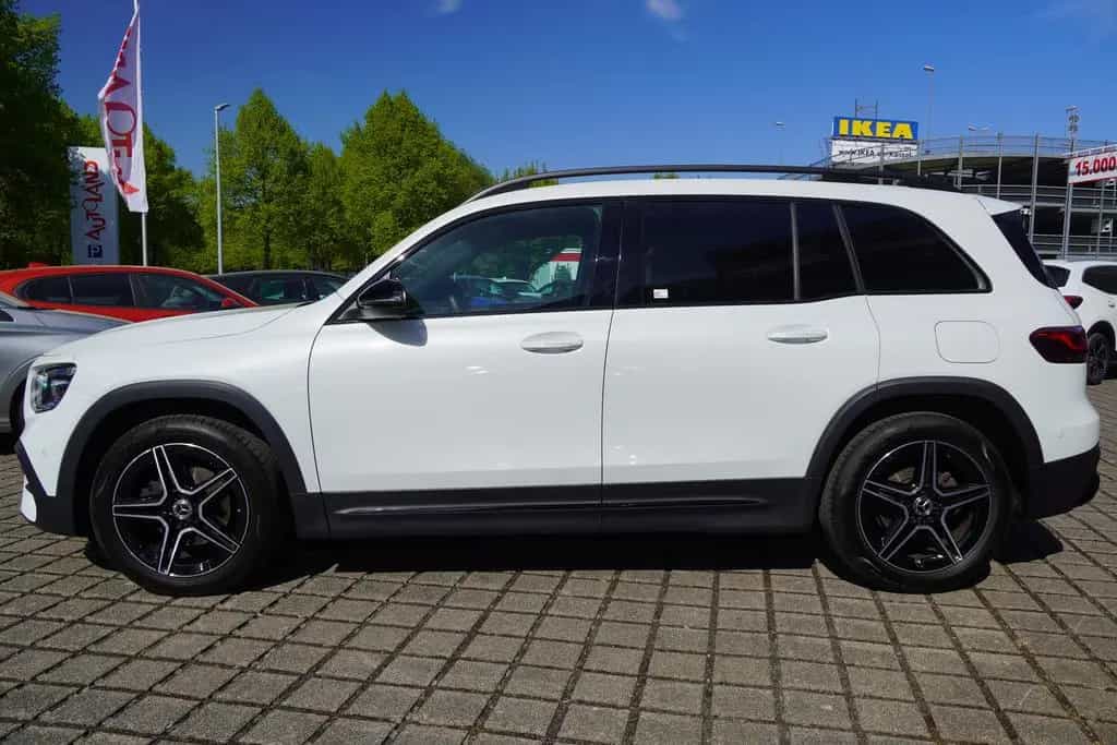 Mercedes-Benz GLB-Class 200 AMG Line LED Kamera Navi Sitzheizung PDC 09/2021-photo-1