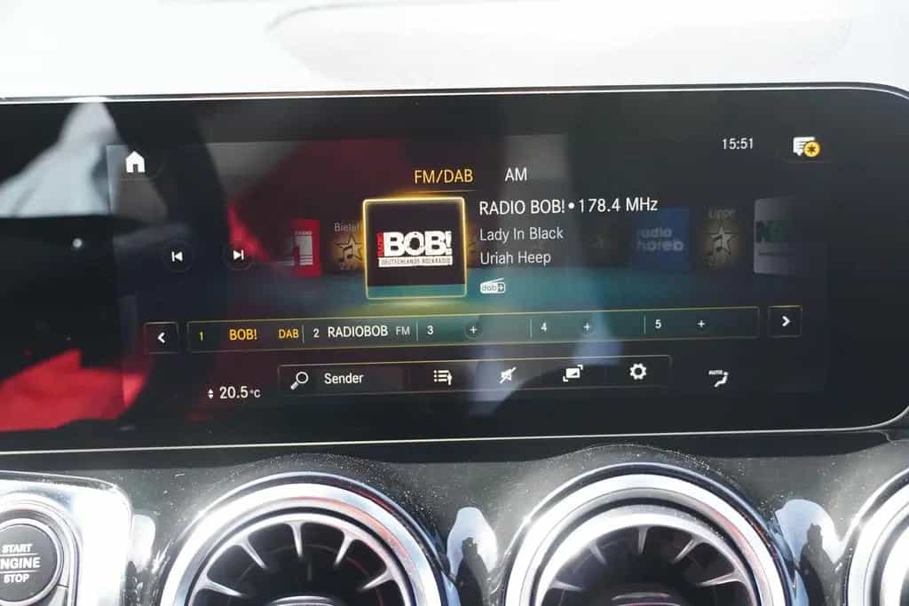 Mercedes-Benz GLB-Class 200 AMG Line LED Kamera Navi Sitzheizung PDC 09/2021-photo-12