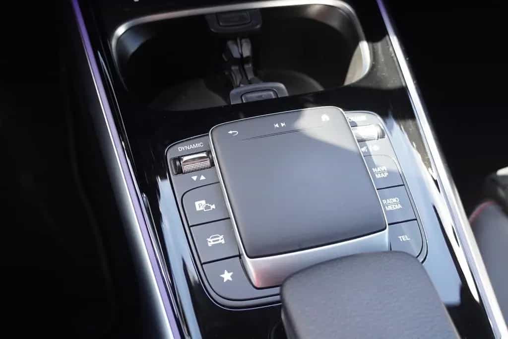 Mercedes-Benz GLB-Class 200 AMG Line LED Kamera Navi Sitzheizung PDC 09/2021-photo-16