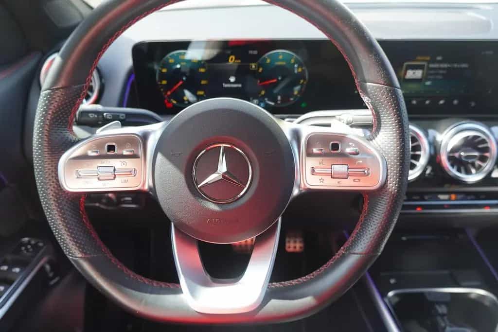 Mercedes-Benz GLB-Class 200 AMG Line LED Kamera Navi Sitzheizung PDC 09/2021-photo-17