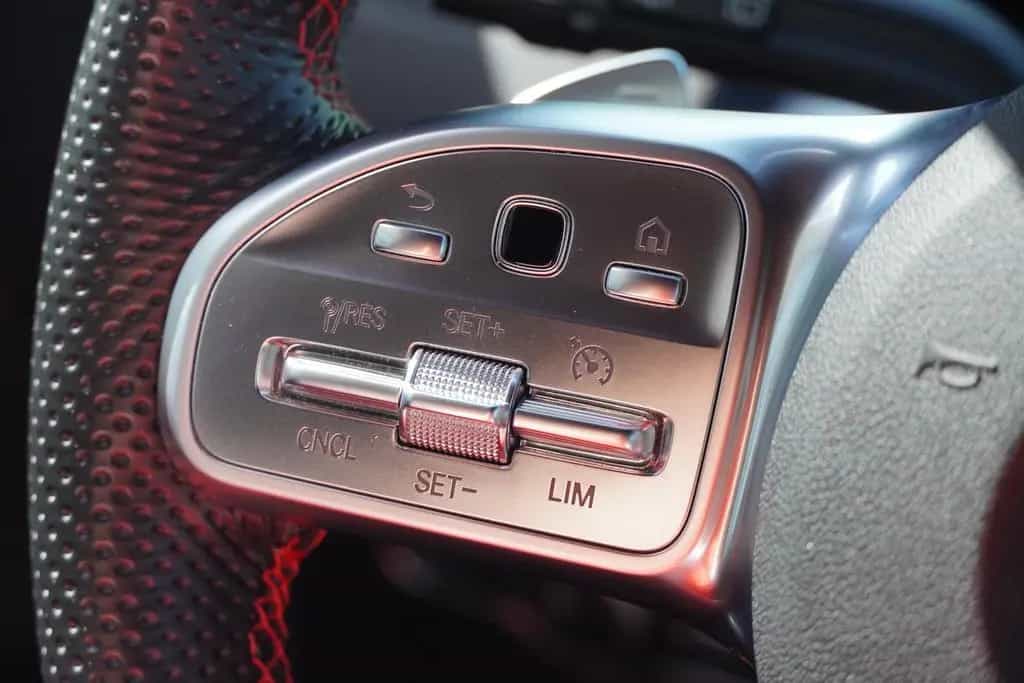 Mercedes-Benz GLB-Class 200 AMG Line LED Kamera Navi Sitzheizung PDC 09/2021-photo-19