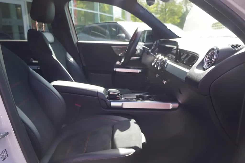 Mercedes-Benz GLB-Class 200 AMG Line LED Kamera Navi Sitzheizung PDC 09/2021-photo-24