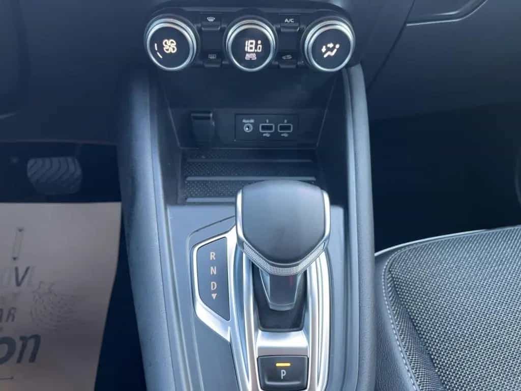 Renault Captur 1.3 TCe 155 Intens LED+NAVI+ACC+SHZ+RFK 03/2020-photo-15
