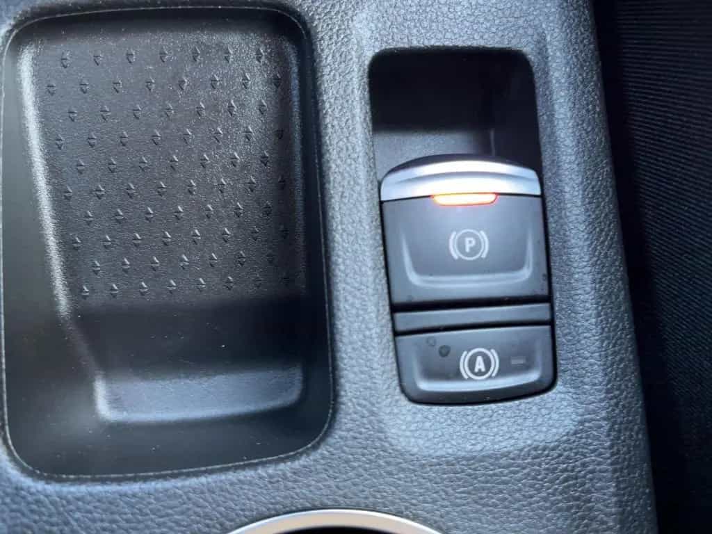 Renault Captur 1.3 TCe 155 Intens LED+NAVI+ACC+SHZ+RFK 03/2020-photo-16