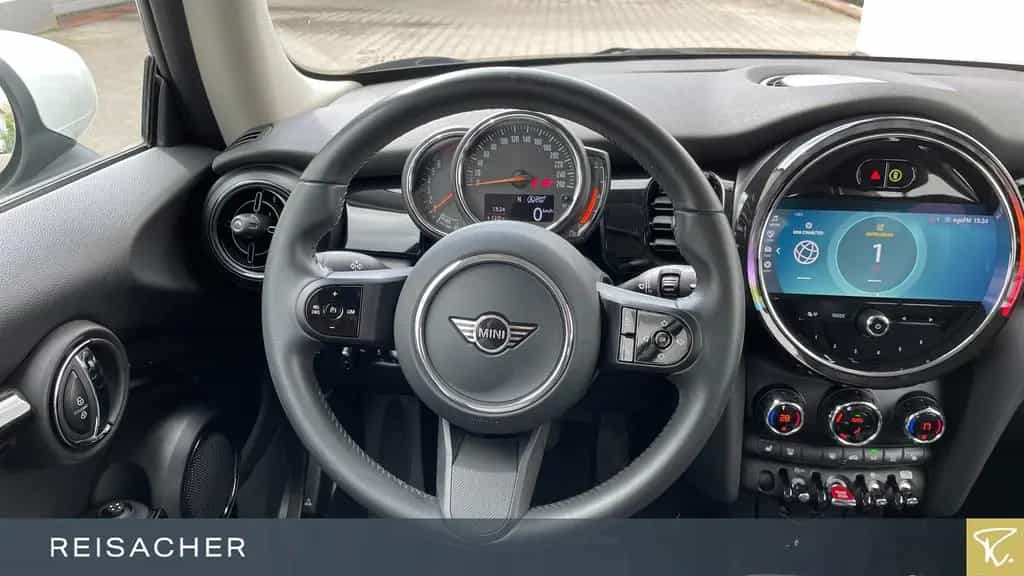 MINI Cooper Classic-Trim 03/2023-photo-4