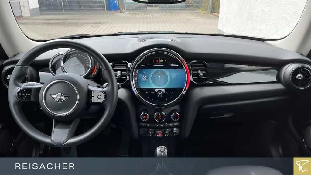 MINI Cooper Classic-Trim 03/2023-photo-5