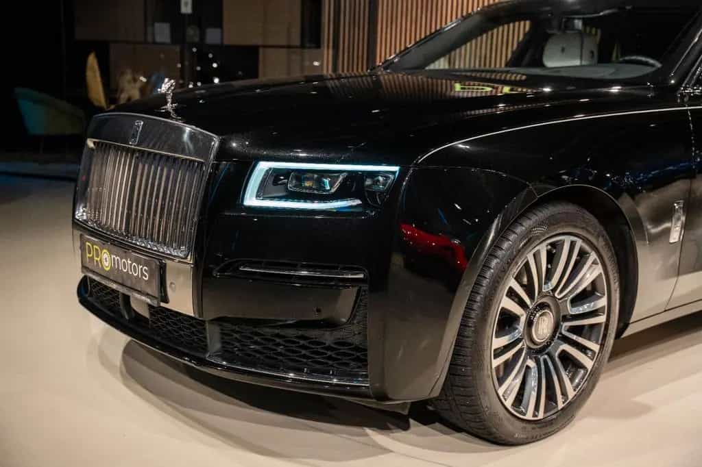 Rolls-Royce Ghost - 04/2022-photo-15