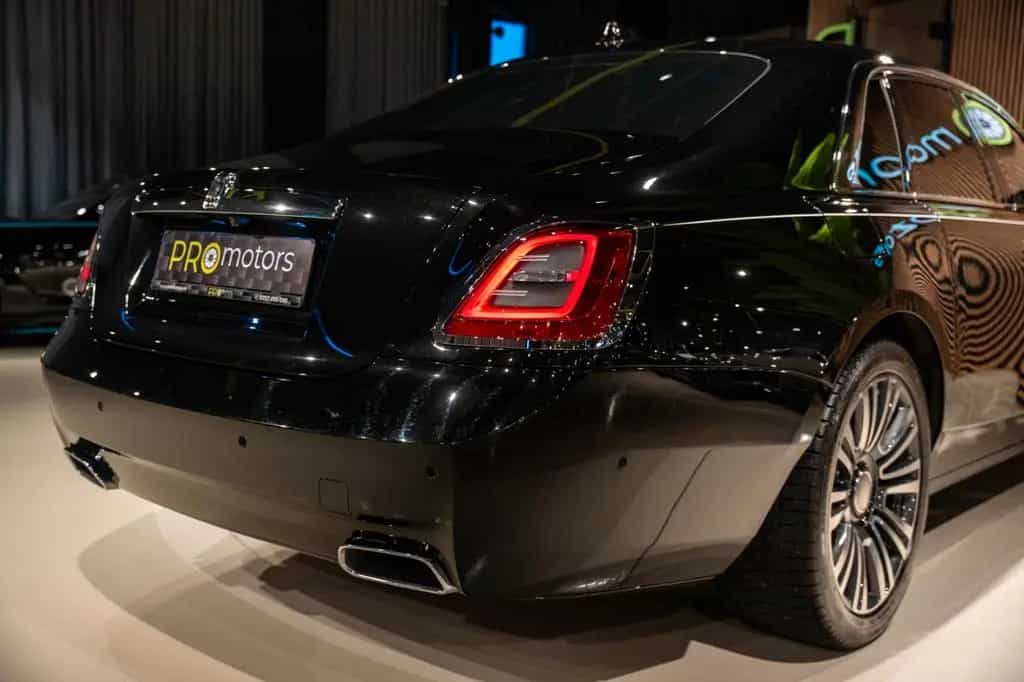 Rolls-Royce Ghost - 04/2022-photo-17