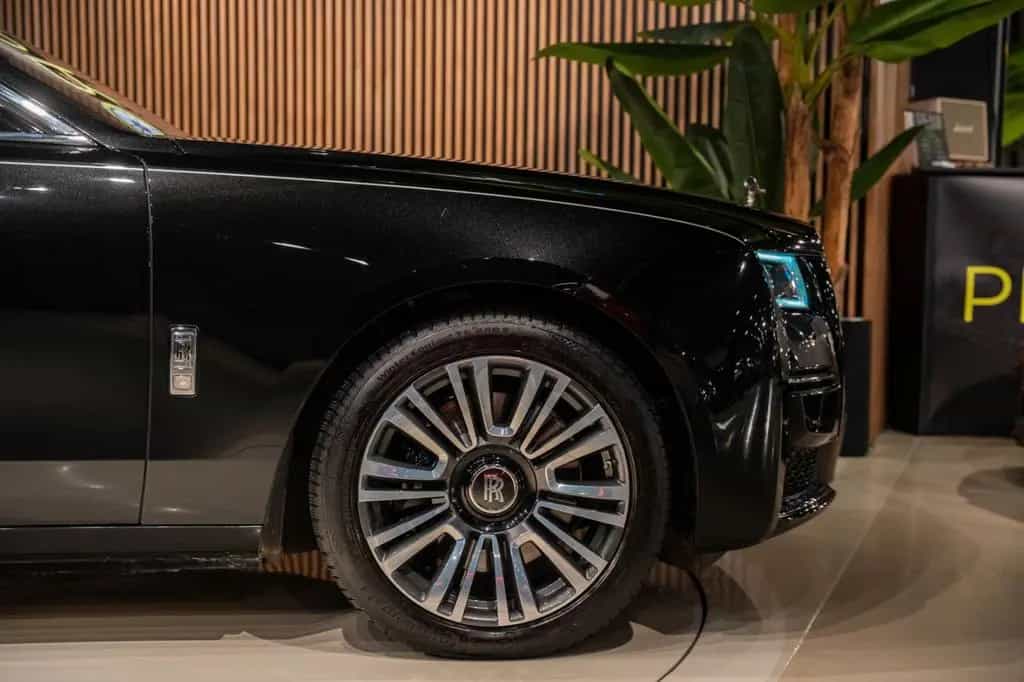 Rolls-Royce Ghost - 04/2022-photo-20