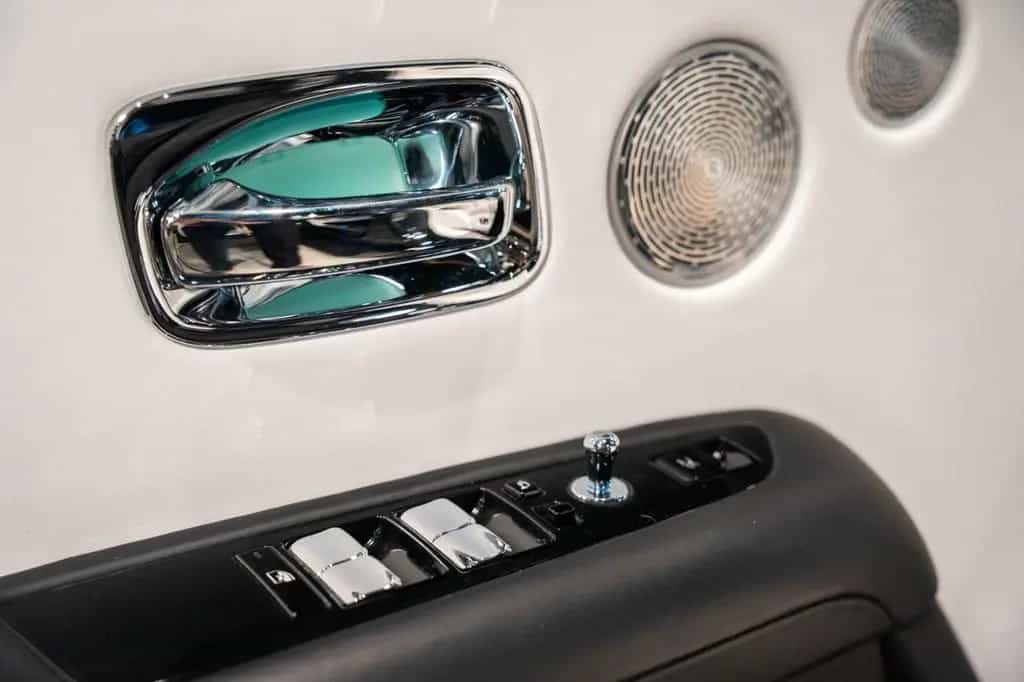 Rolls-Royce Ghost - 04/2022-photo-36