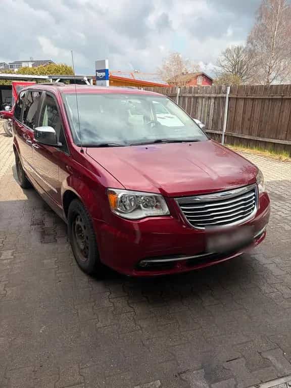 Chrysler Town & Country LPG, Keyless uvm. 03/2015-photo-1