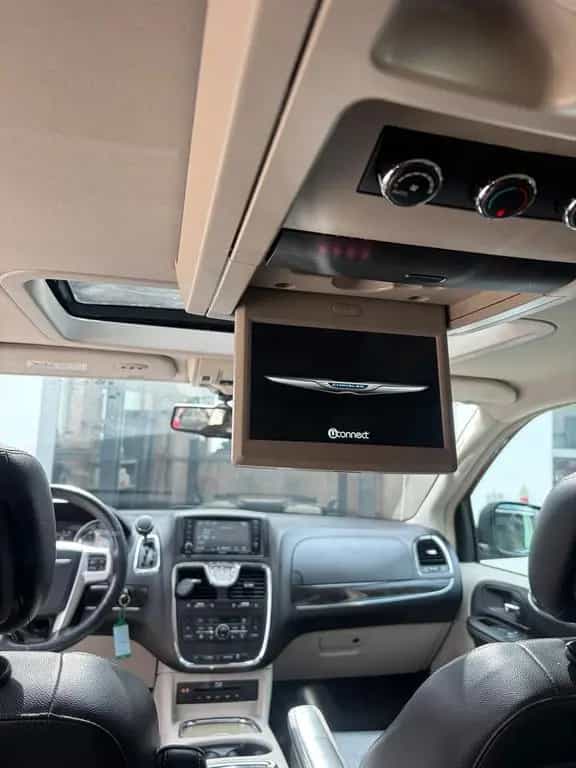Chrysler Town & Country LPG, Keyless uvm. 03/2015-photo-9