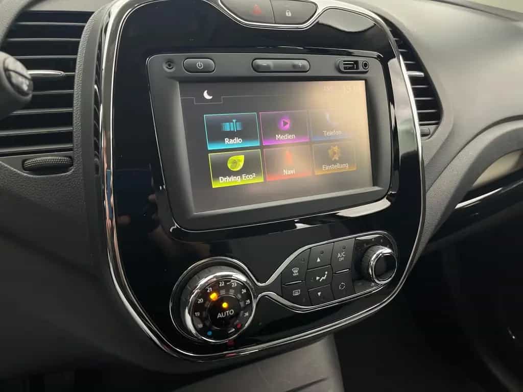 Renault Captur Intens Energy *KAM*TEMP*PARK*NAVI*FREISPR 08/2016-photo-17
