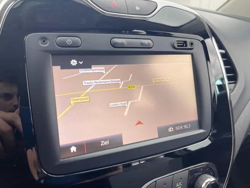Renault Captur Intens Energy *KAM*TEMP*PARK*NAVI*FREISPR 08/2016-photo-19