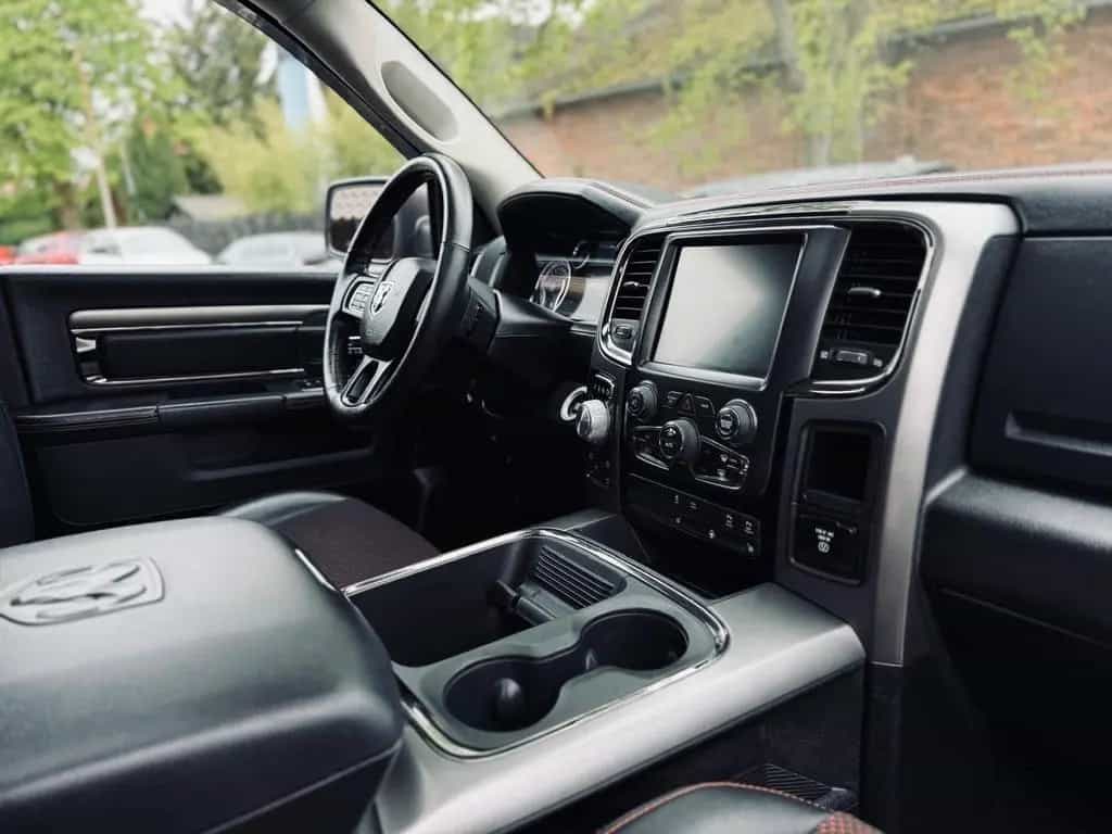 Dodge V8 5.7*4X4*SPORT*AHK*ROLLBAR*OFFROAD*LIFT*GARANT 06/2017-photo-47