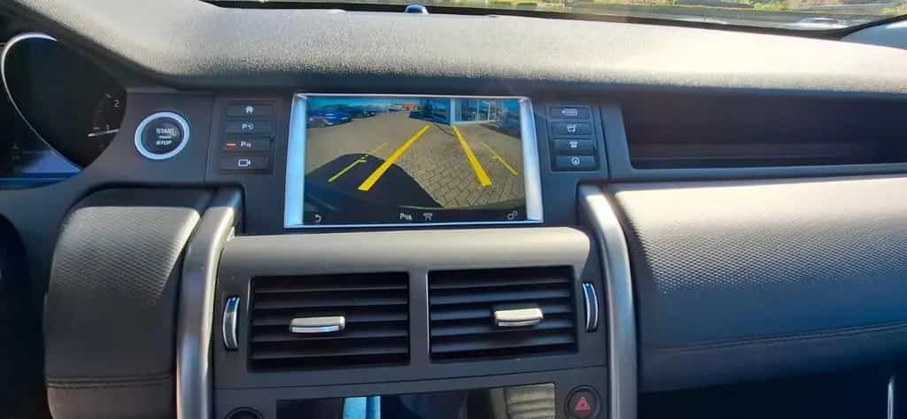 Land Rover Discovery Sport HSE Luxury 04/2017-photo-16
