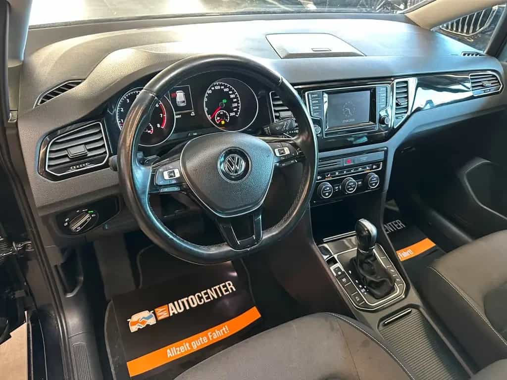 Volkswagen Golf Sportsvan VII *Highline*Pano*R Line* 08/2014-photo-40