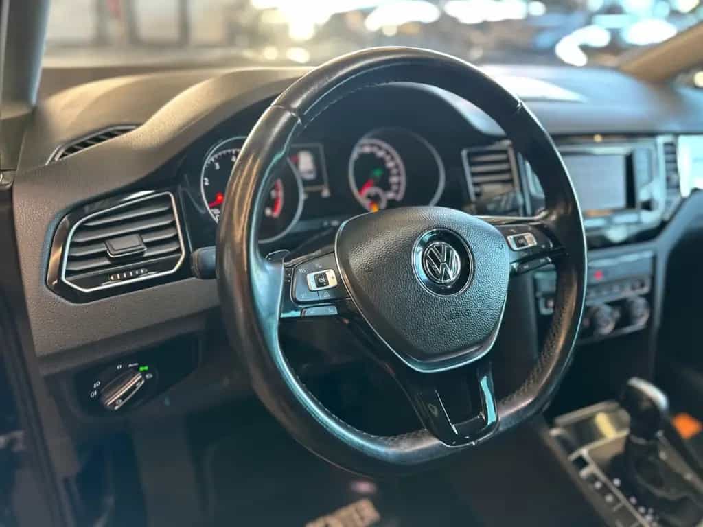 Volkswagen Golf Sportsvan VII *Highline*Pano*R Line* 08/2014-photo-8
