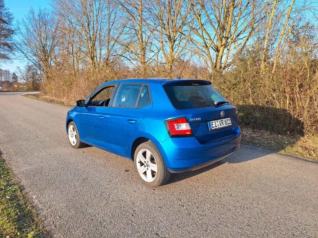Skoda 1.0l TSI Standheizung, Shz, Rückahrkammera 04/2018-photo-3