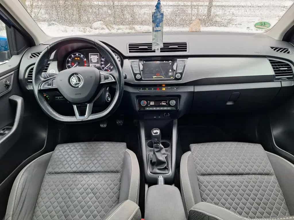 Skoda 1.0l TSI Standheizung, Shz, Rückahrkammera 04/2018-photo-9