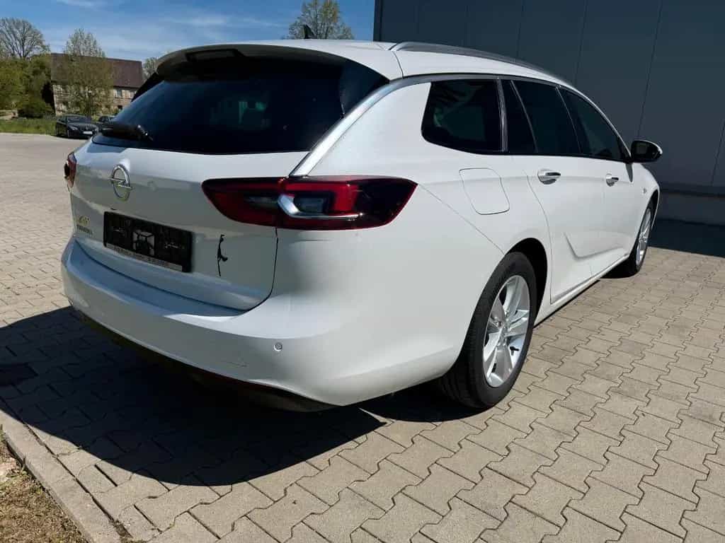Opel Insignia 2.0 Diesel 125kW Innovation Auto ST... 03/2019-photo-0