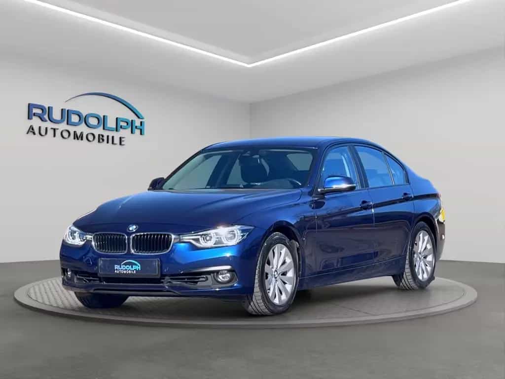BMW 3 Series i 2,0 AUTOMATIK LEDER LED SCHECKHEFT GARANTIE 09/2018-photo-0