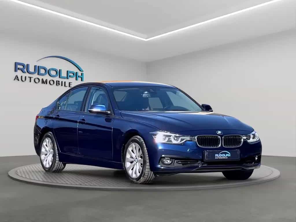 BMW 3 Series i 2,0 AUTOMATIK LEDER LED SCHECKHEFT GARANTIE 09/2018-photo-2