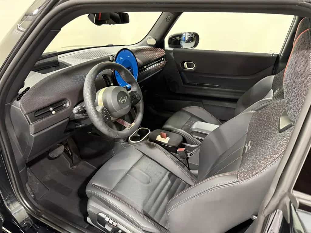 MINI Cooper S Coupé Cooper S JCW Trim XL ACC 360° Pano HUD HK 11/2024-photo-8