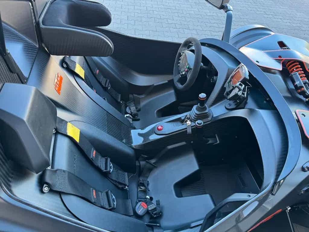 KTM X-BOW R 08/2018-photo-16