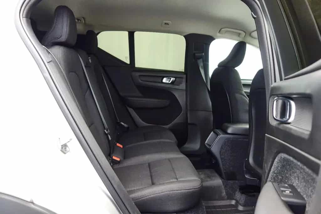 Volvo XC40 D4 Geartronic AWD RFKMRA+KEYLESS+TEMPOMAT 07/2018-photo-12