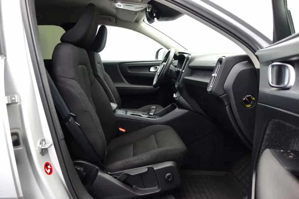Volvo XC40 D4 Geartronic AWD RFKMRA+KEYLESS+TEMPOMAT 07/2018-photo-13