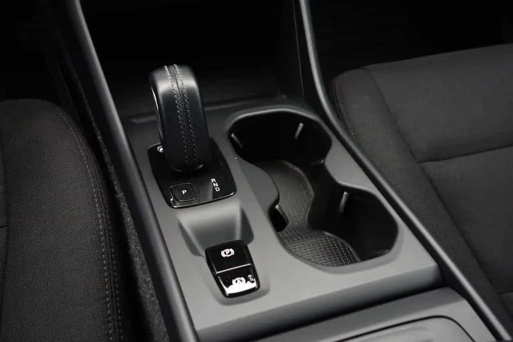 Volvo XC40 D4 Geartronic AWD RFKMRA+KEYLESS+TEMPOMAT 07/2018-photo-18