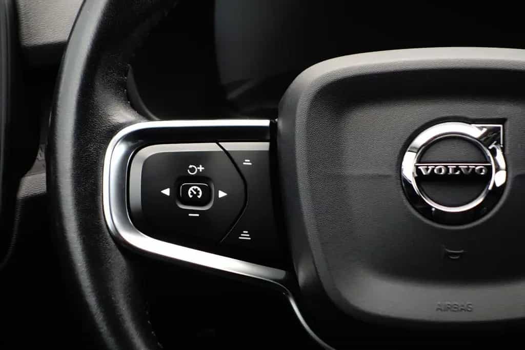 Volvo XC40 D4 Geartronic AWD RFKMRA+KEYLESS+TEMPOMAT 07/2018-photo-20