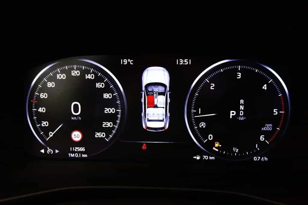 Volvo XC40 D4 Geartronic AWD RFKMRA+KEYLESS+TEMPOMAT 07/2018-photo-27