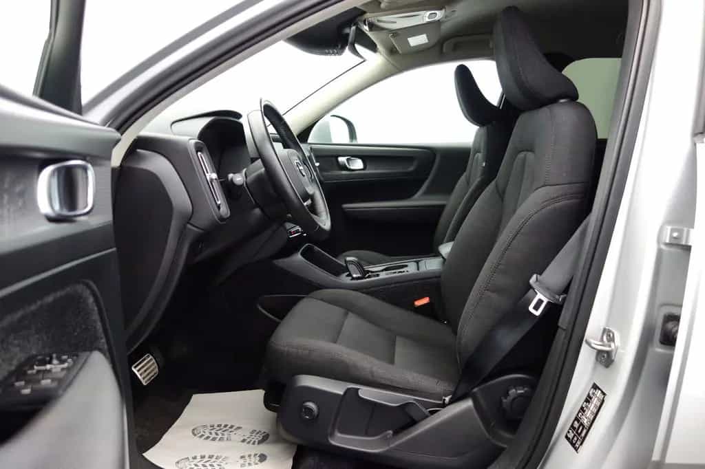 Volvo XC40 D4 Geartronic AWD RFKMRA+KEYLESS+TEMPOMAT 07/2018-photo-8