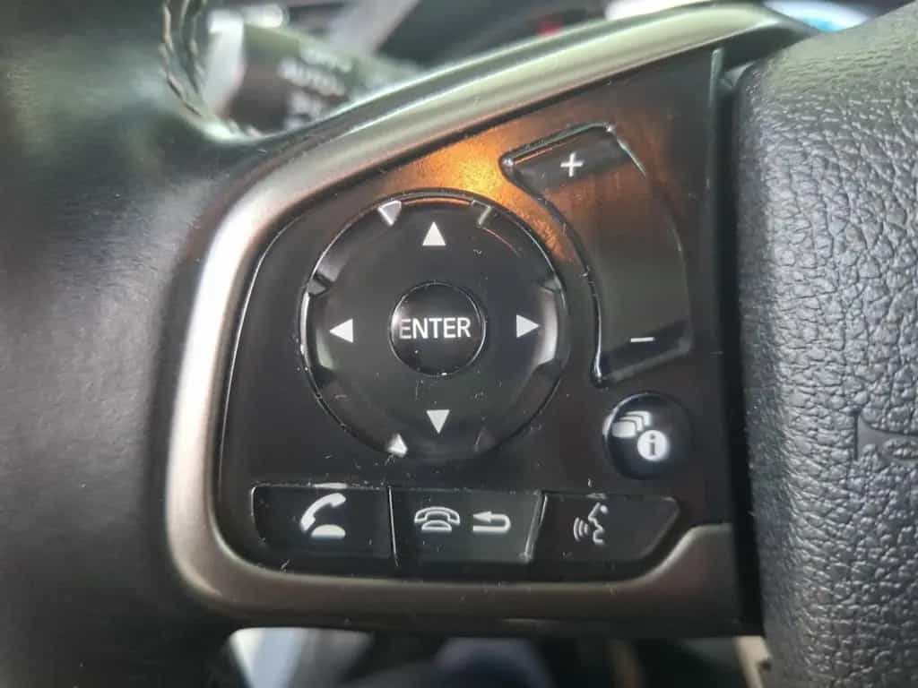 Honda Civic Elegance 1.0 °Navi°RFK°PDC°SHZ°ACC° 08/2021-photo-25