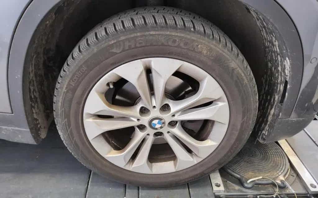BMW X1 sDrive18i Händler / Export 03/2019-photo-4