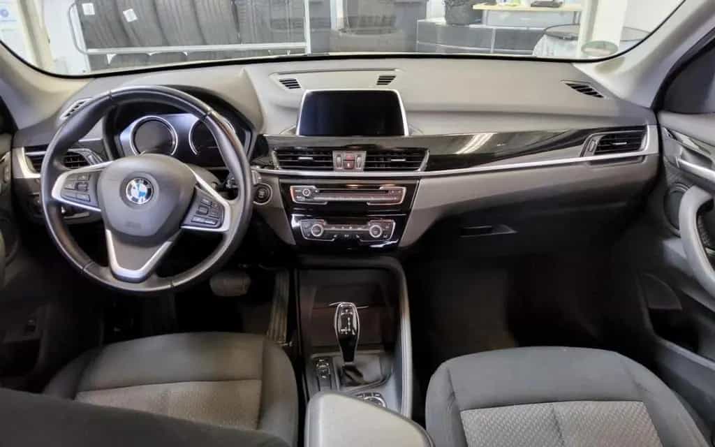 BMW X1 sDrive18i Händler / Export 03/2019-photo-5
