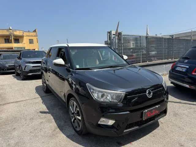 Ssangyong Tivoli Tivoli 1.6d 2WD Dream Automatica 11/2015-photo-1