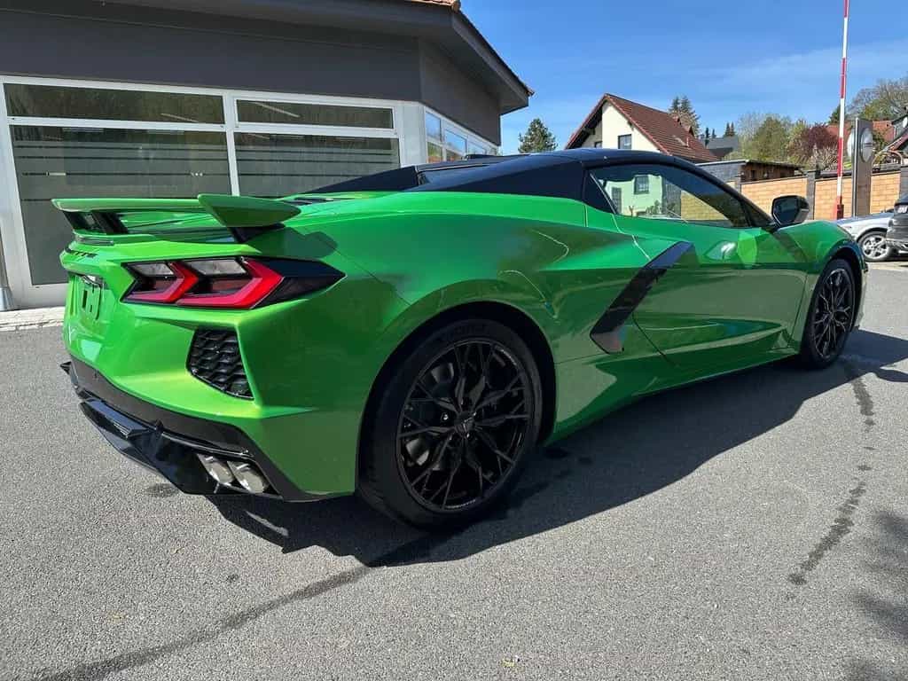 Corvette C8 Stingray Convertible 6.2L 3LT New Interior 26 null-photo-11