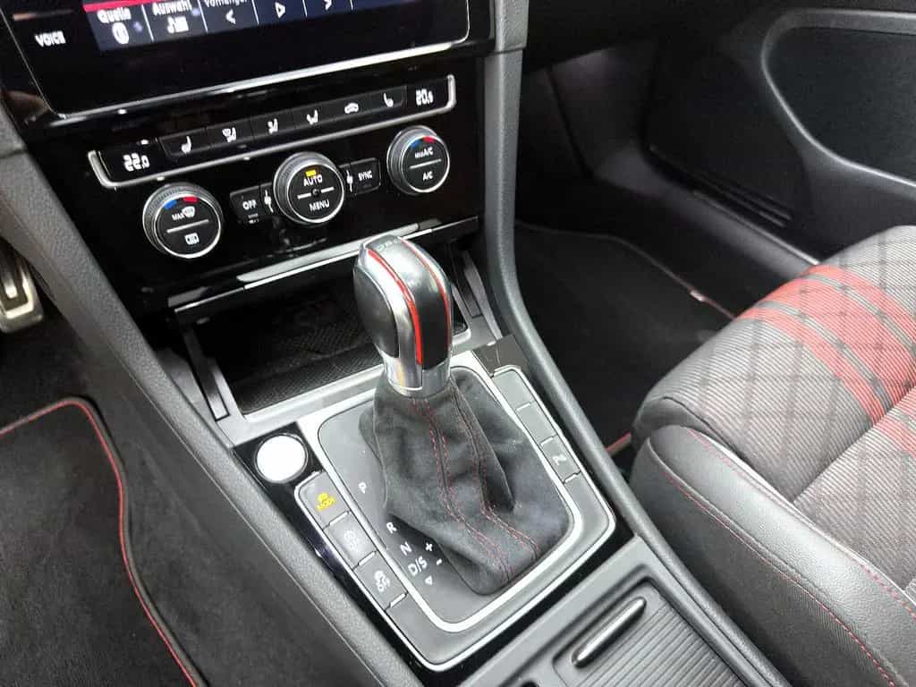 Volkswagen Golf 7 GTI TCR *LED*Digital*RFK*Akrapovic* 11/2019-photo-11